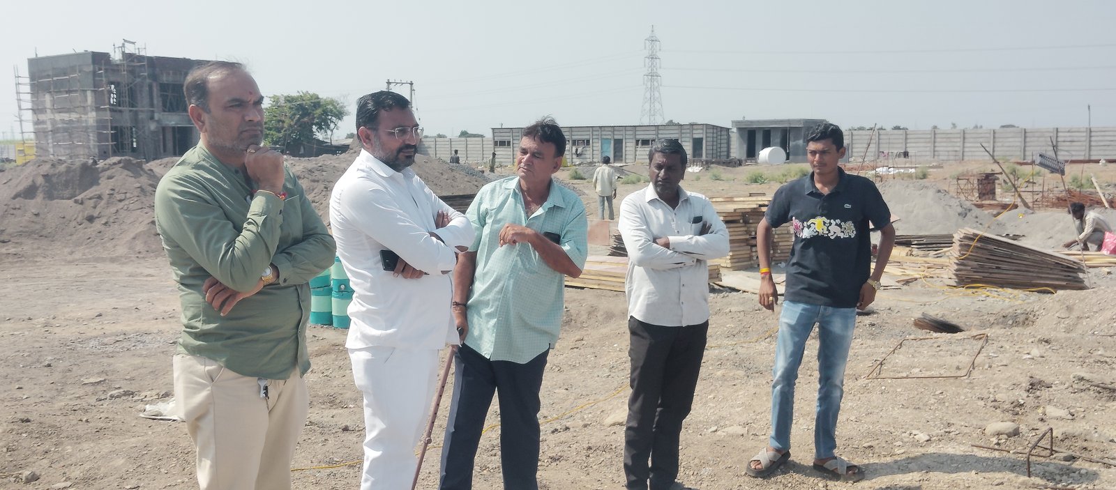 શેડુભાર ખાતે બની રહેલા ગોપીનાથ બાયો-CNG પ્લાન્ટની કિસાન મોરચાના પ્રદેશ ભાજપ પ્રમુખ હિરેનભાઈ હીરપરાએ લીધી મુલાકાત