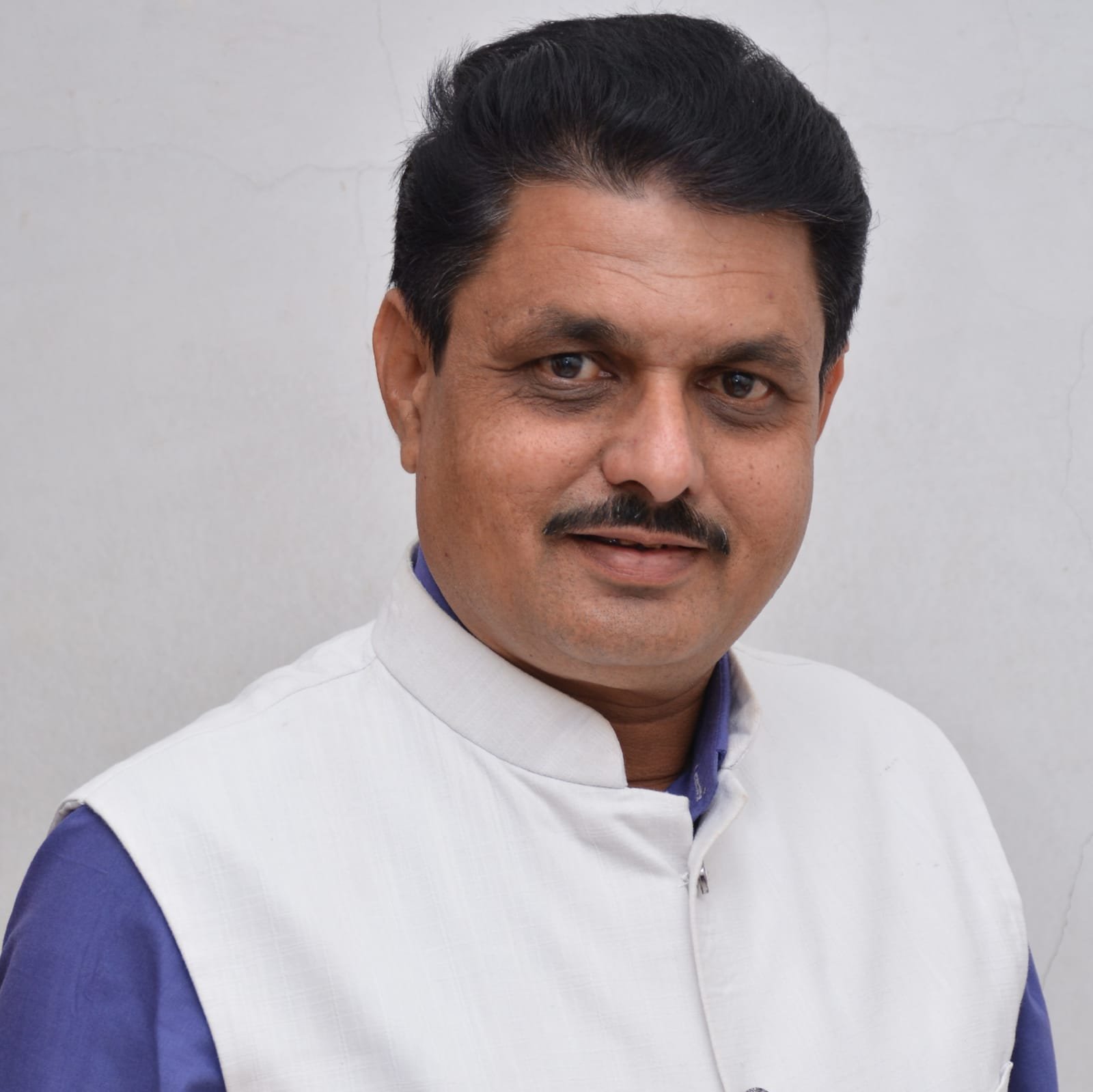 સાવરકુંડલામાં પાણીના સંપ અને ટાકાની દિવાલ પર તાર-ફેન્સિંગનો ગોટાળો? કામ બાકી છતાં બિલ ચૂકવાઈ ગયાનો આક્ષેપ!