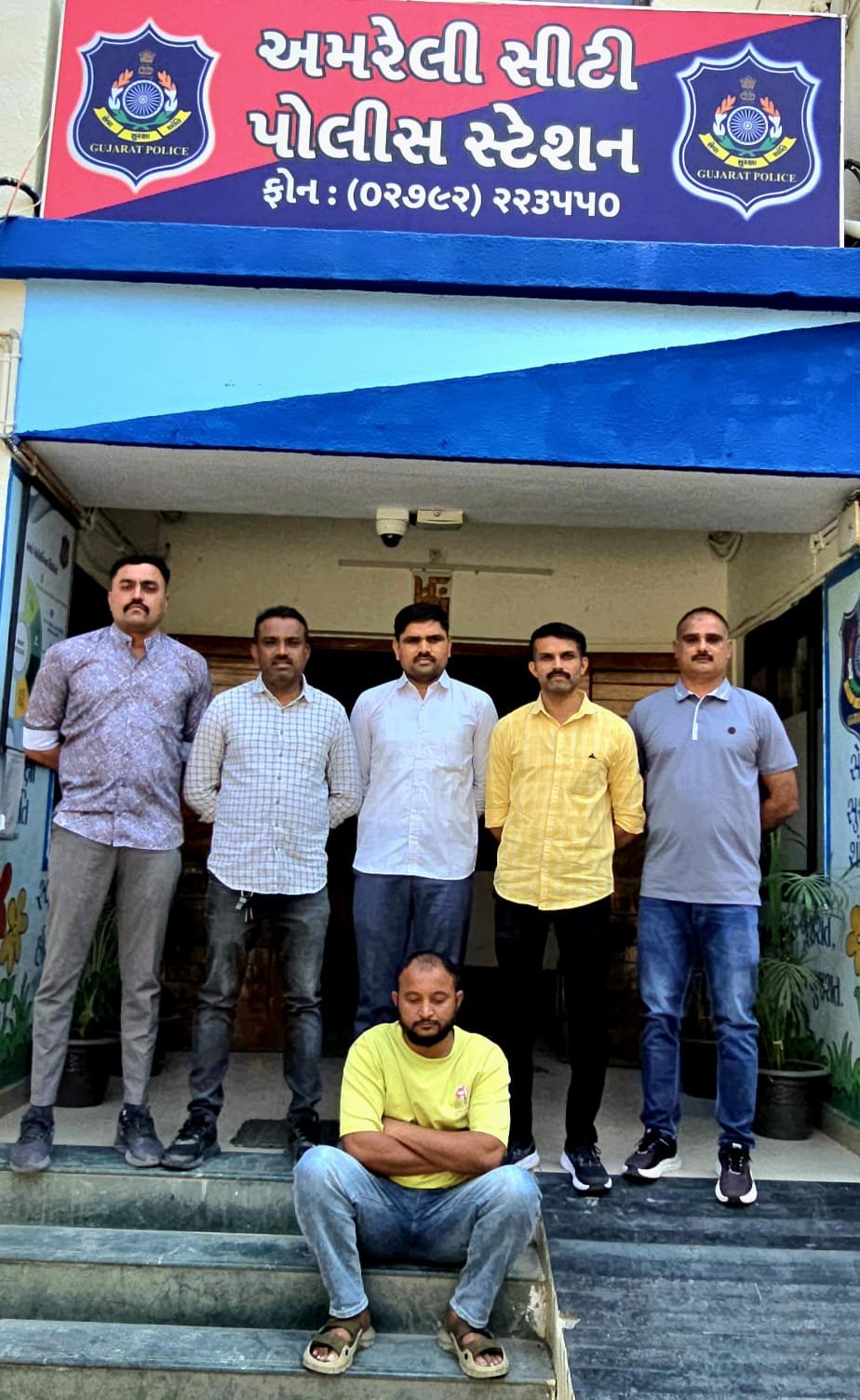 લીંબડી જી.સુરેન્દ્રનગર પો.સ્ટે ખાતે નોંધાયેલ ચોરીના ગુન્હામાં સાતેક માસથી નાસતા-ફરતા આરોપીને પકડી પાડતી અમરેલી સીટી પોલીસ સર્વેલન્સ ટીમ