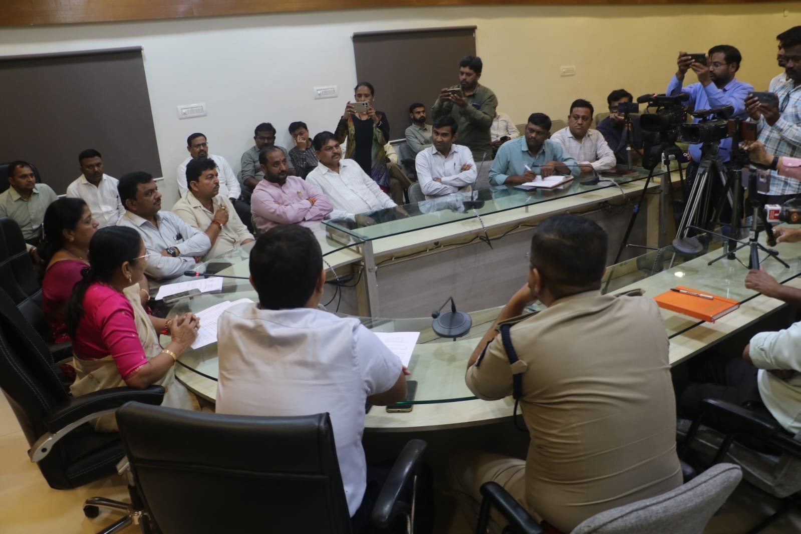 ભાવનગરમાં પ્રથમવાર ૧ નવેમ્બરે બોરતળાવ ખાતે ભારતીય વાયુસેનાનો ભવ્ય ‘સૂર્યકિરણ એર શો’ યોજાશે